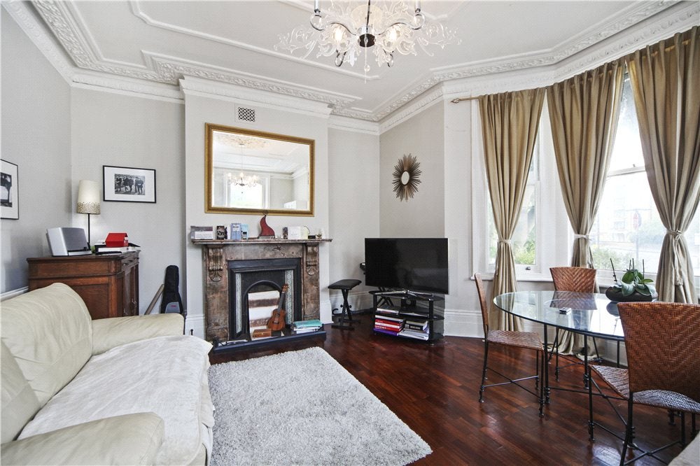 Flat Edith Road in Greater London