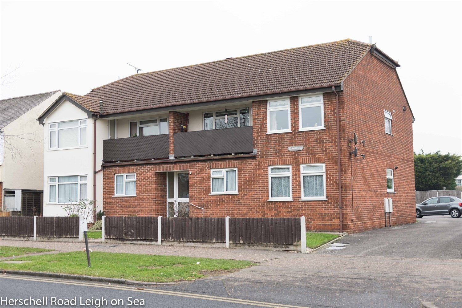 Flat Highlands Boulevard in Southend-on-Sea