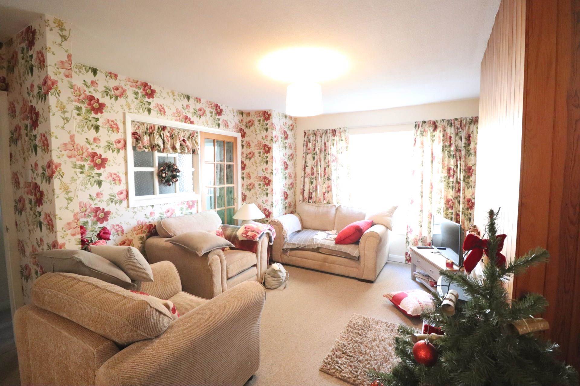 House Deeds Grove in High Wycombe