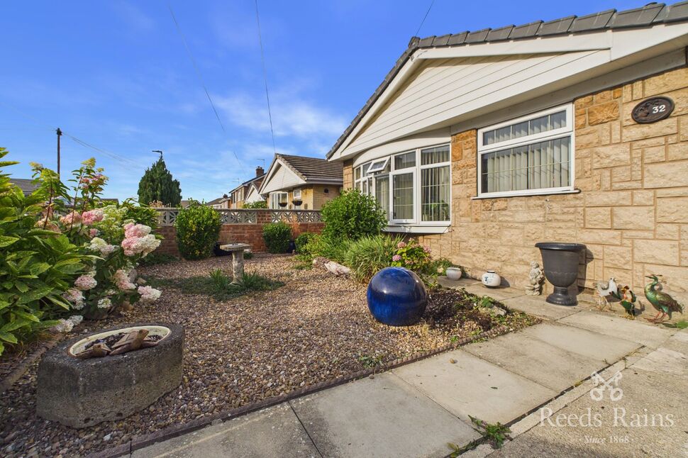 House Downland Crescent in Wakefield