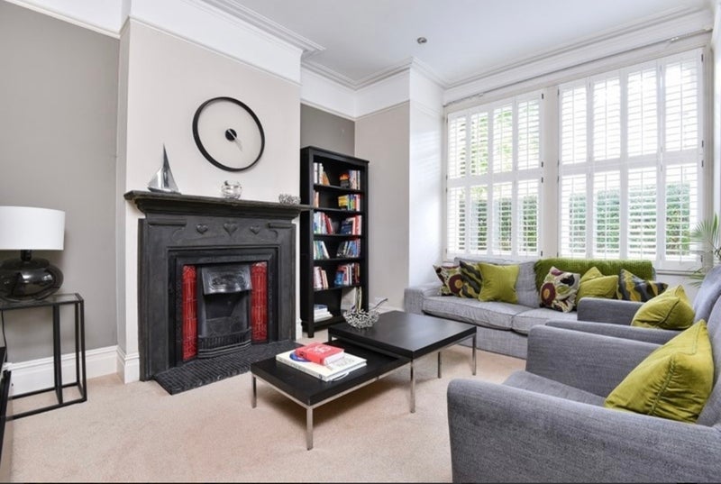 Room Stapleton Road in Greater London