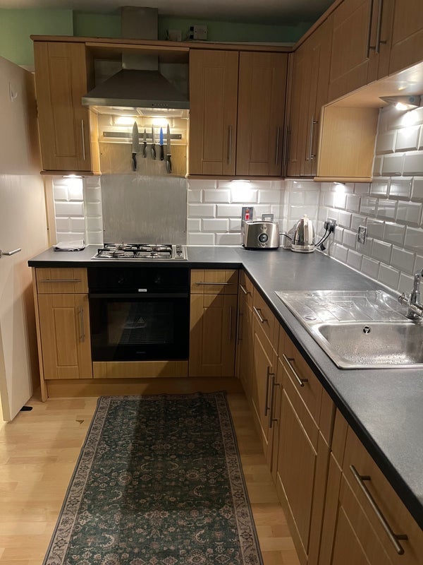 Flat Casson Street in Greater London
