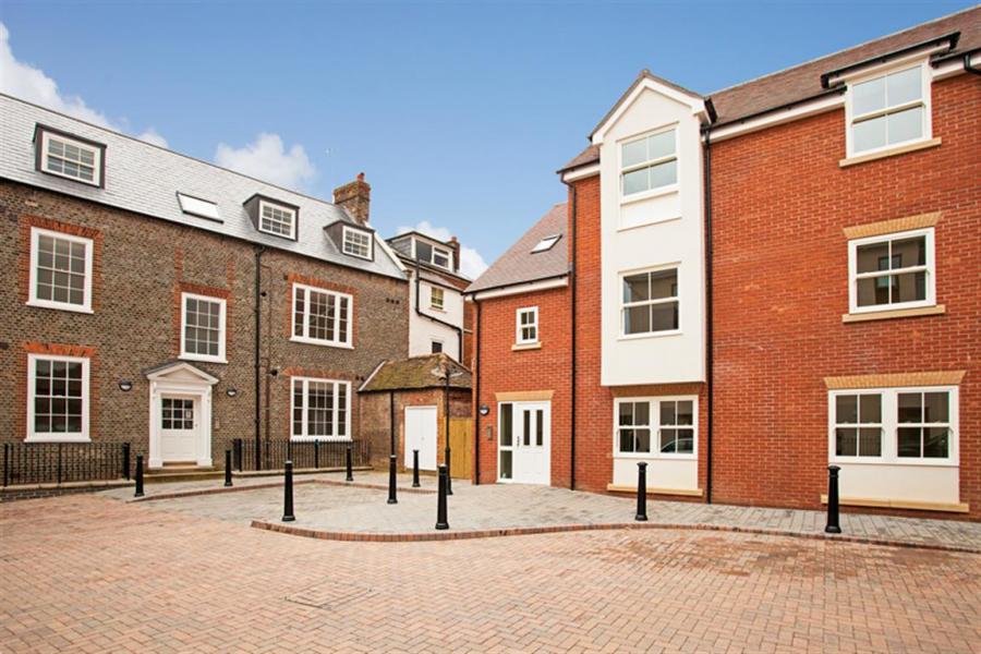 Flat Church Street in Reading