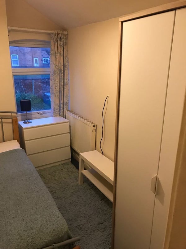 Room Ashley Road in Birmingham
