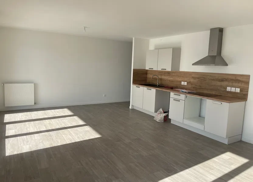 Appartement Rue Châteaubriand à Monteux