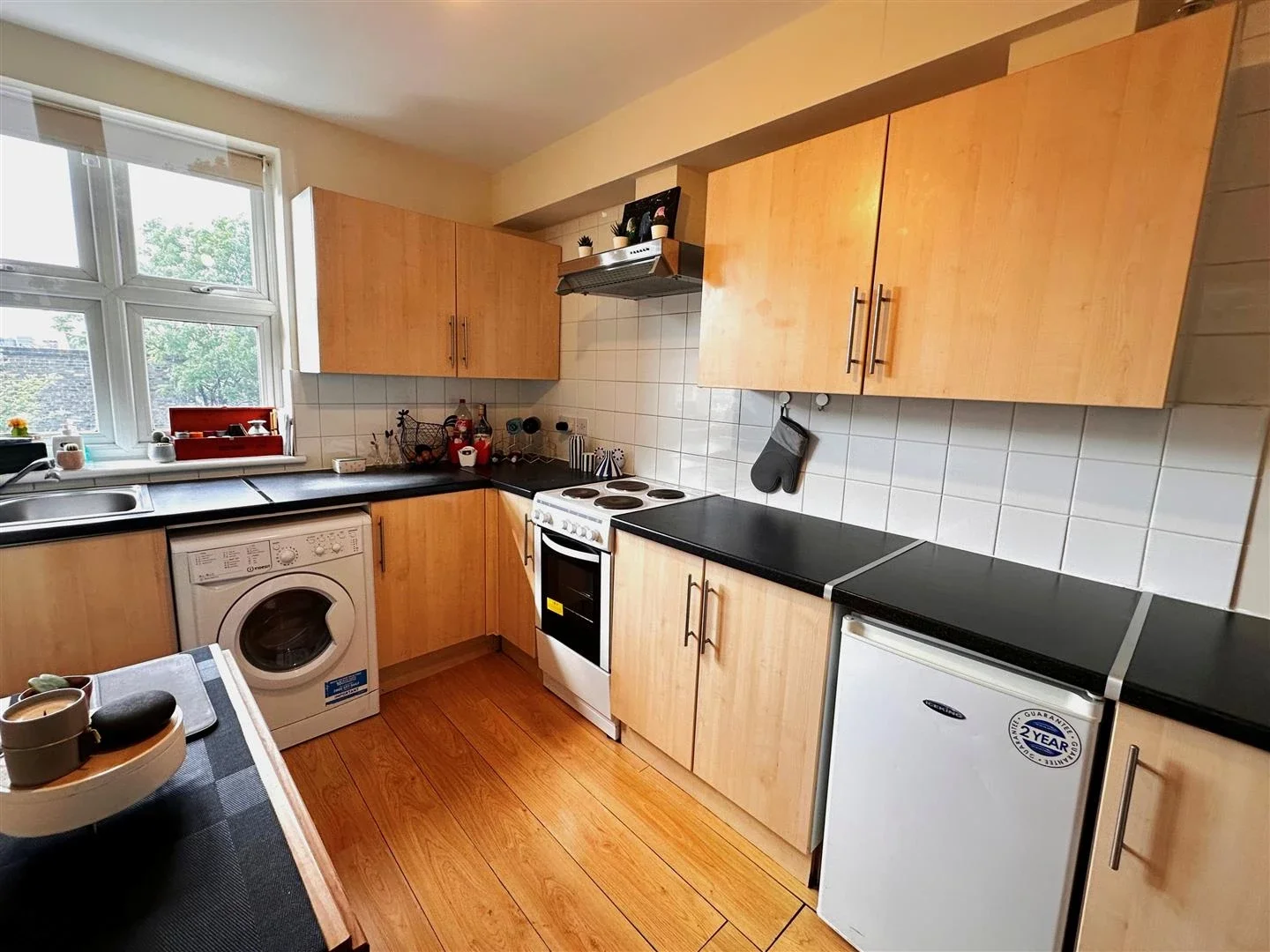 Flat St Albans Crescent in Greater London