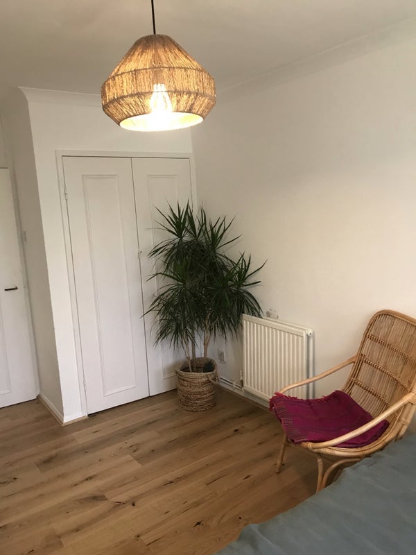 Room Gavestone Road in Greater London