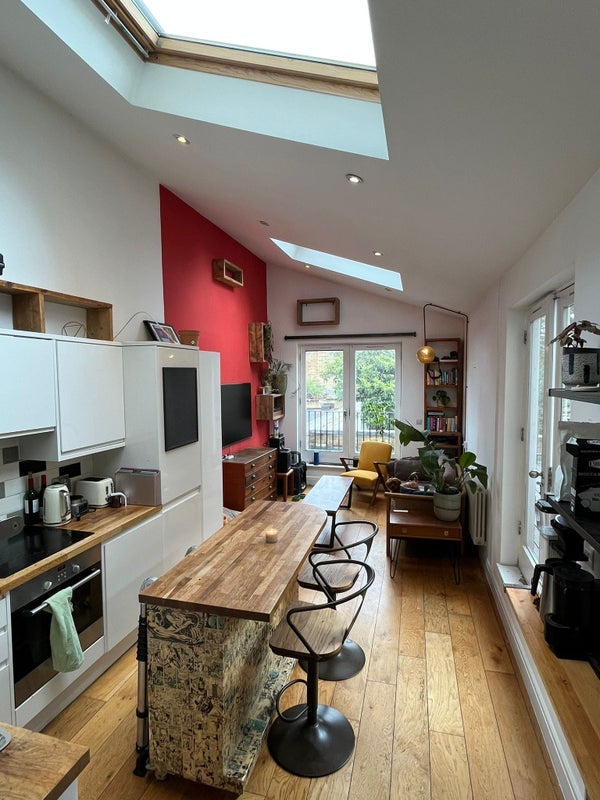 Room Chatsworth Road in Greater London