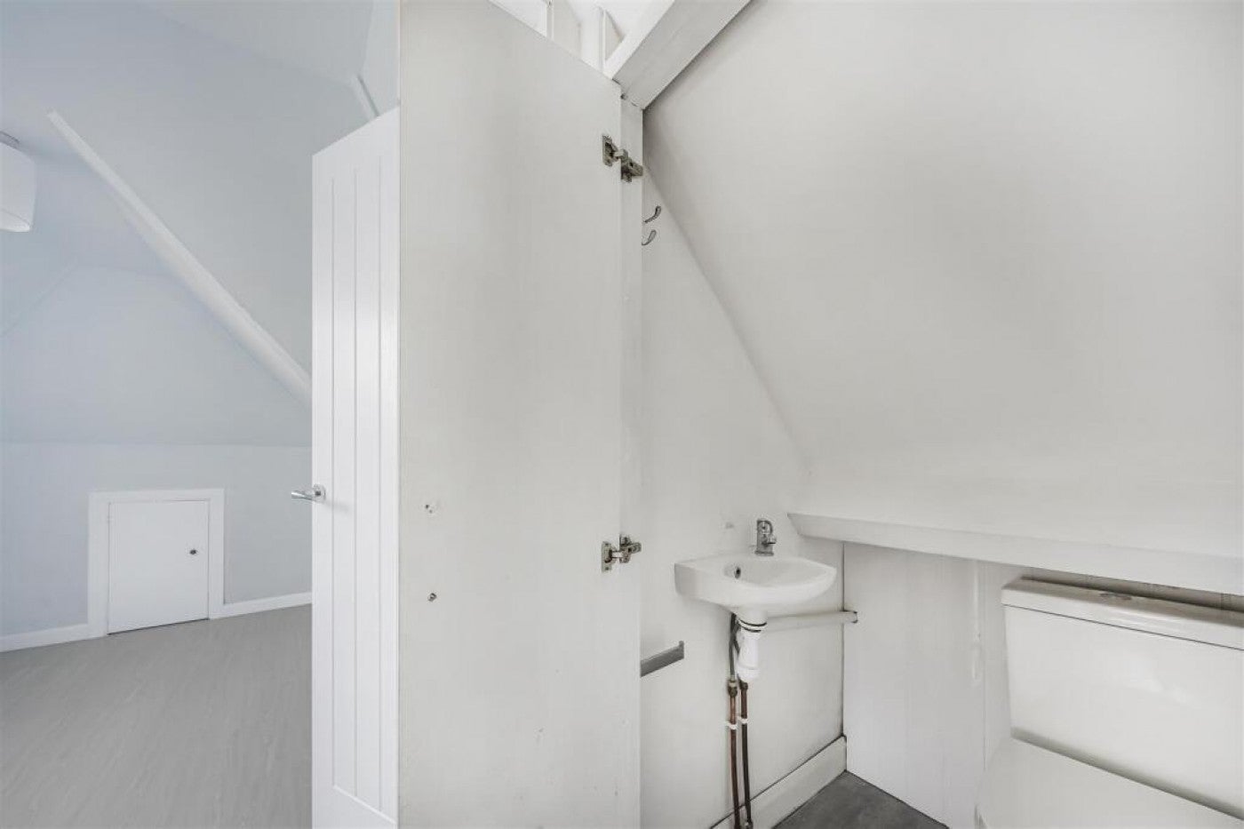 House Dells Close in Greater London