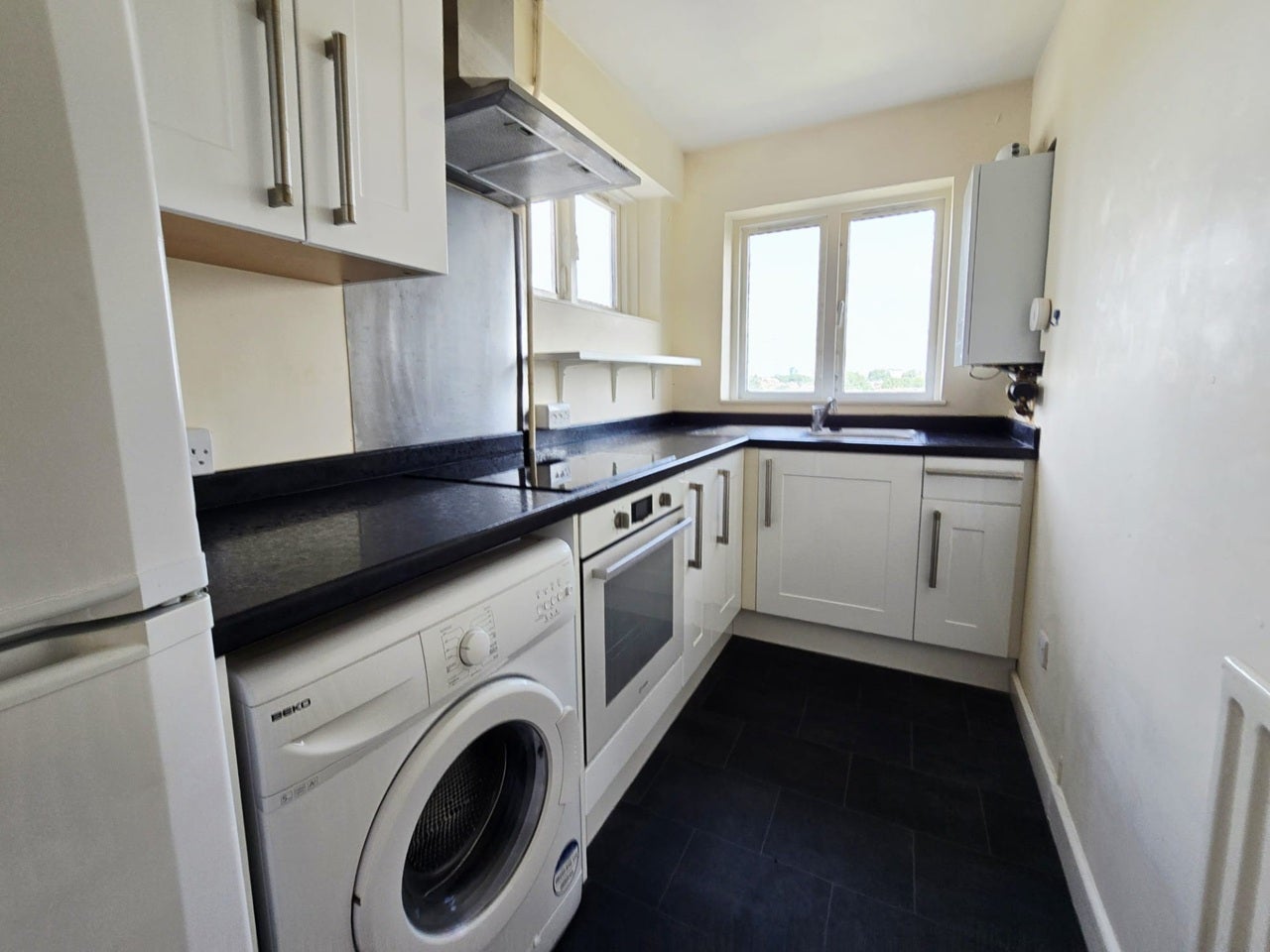 Flat Bedell Road in The Stukeleys