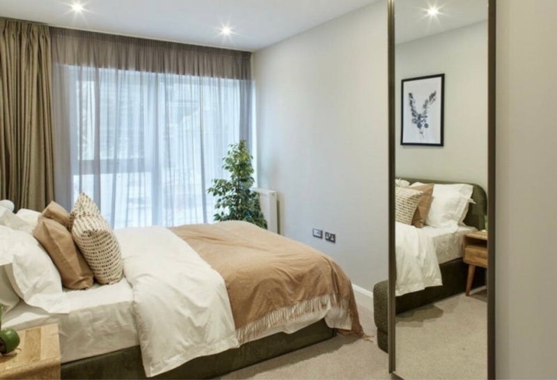 Room Moat Street in Greater London