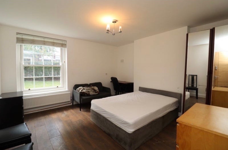 Room Killick Street in Greater London