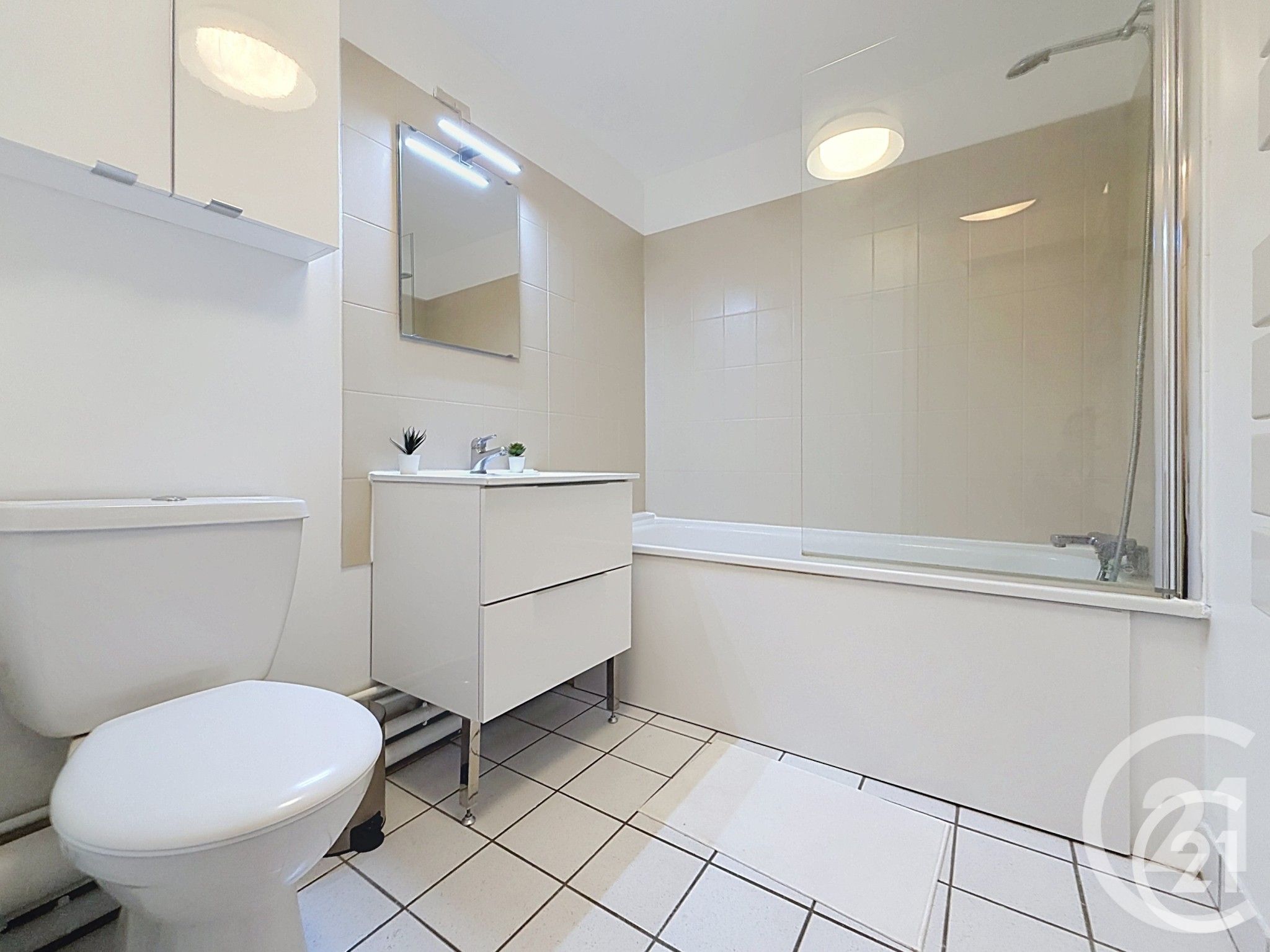 Flat Rue Jacques Fouray in Rouen