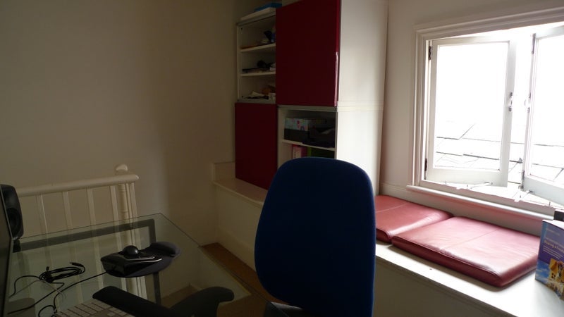 Room Remington Street in Greater London