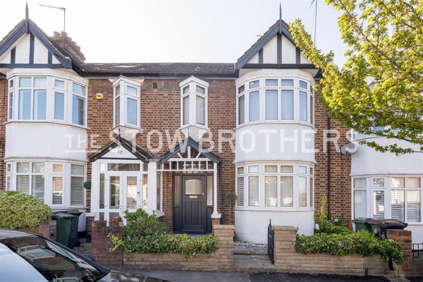 House Richmond Crescent in London