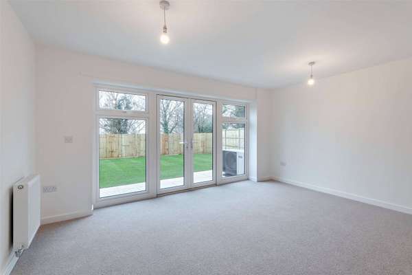 House Maplehurst Close in Hastings