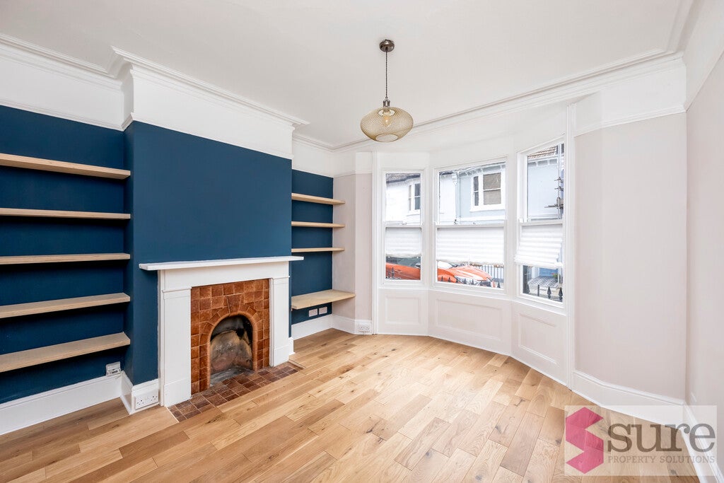 Flat College Terrace in Brighton