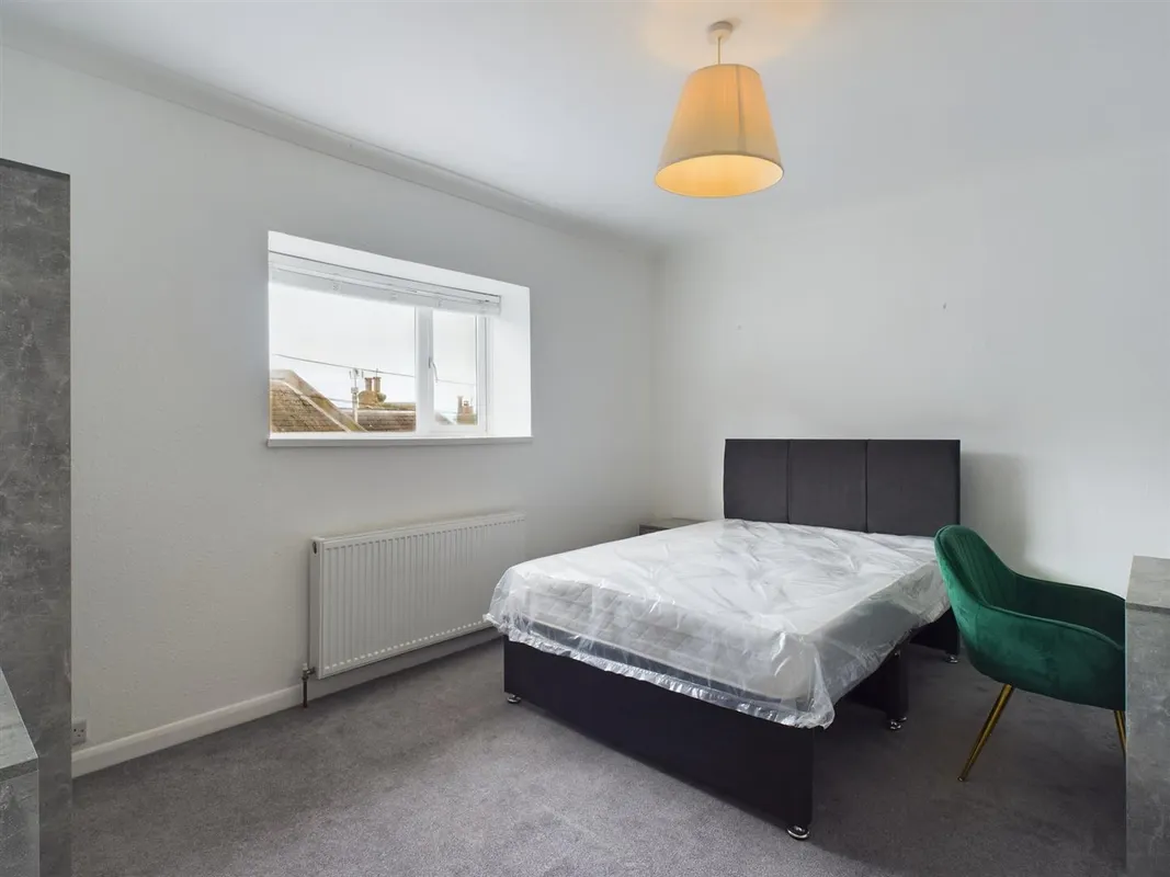 Flat Albion Hill in Brighton