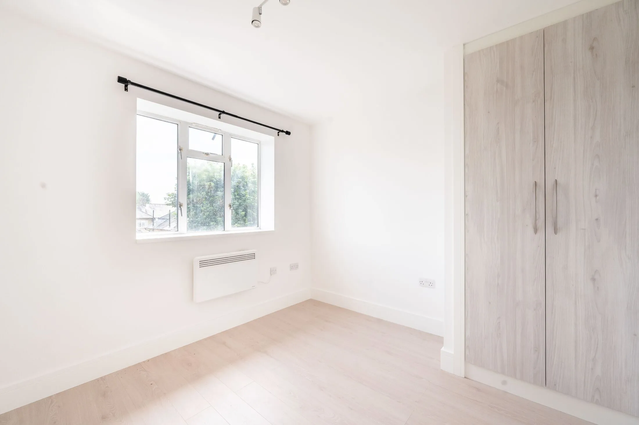Flat Aubyn Square in Greater London