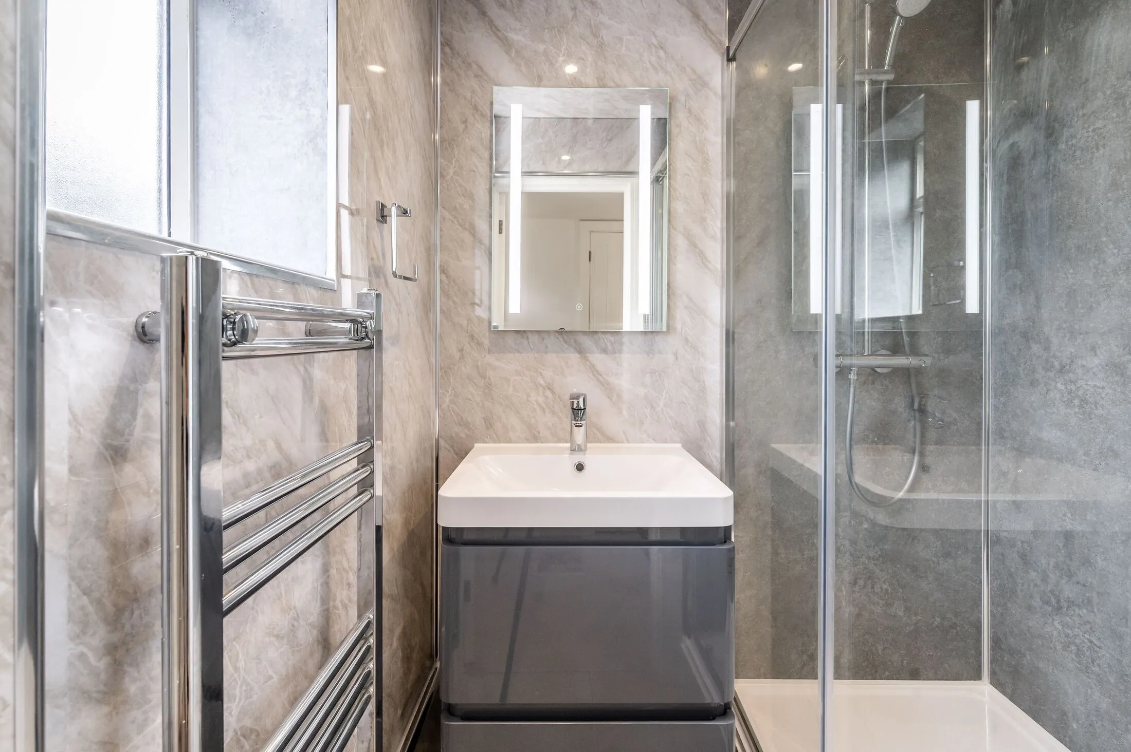 Flat Aubyn Square in Greater London