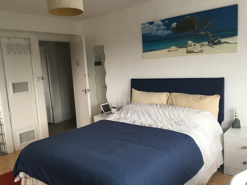 Flat Paddington Close in Salford