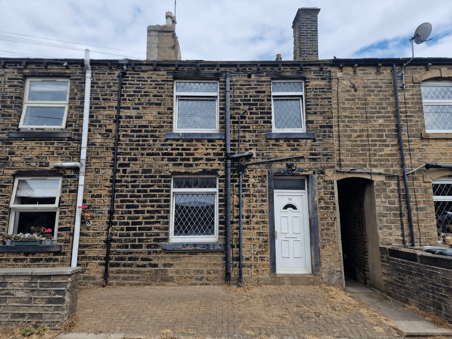 House Felks Stile Road in Kirklees