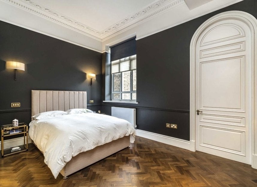 Flat Upper Brook Street in City of Westminster