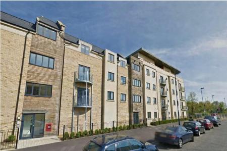 Flat Sweetpea Way in Cambridge