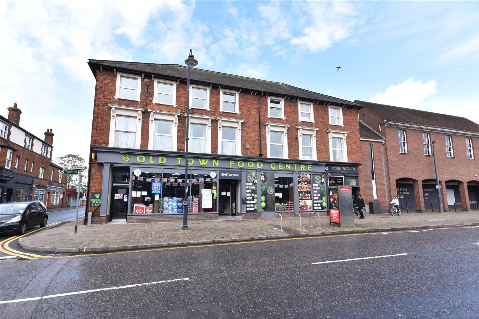 Flat Rookery Yard in Stevenage