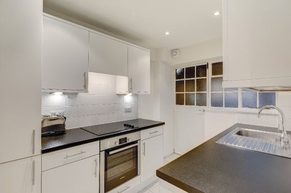 Flat Fulham Road in Greater London