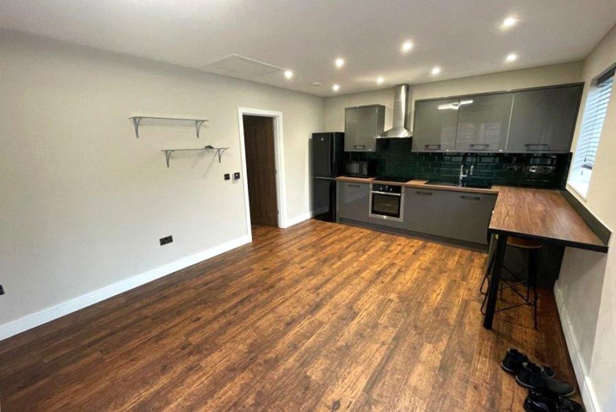 Flat Mayford Green in Woking