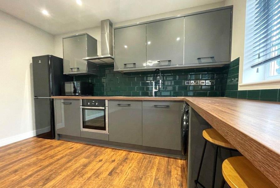 Flat Mayford Green in Woking