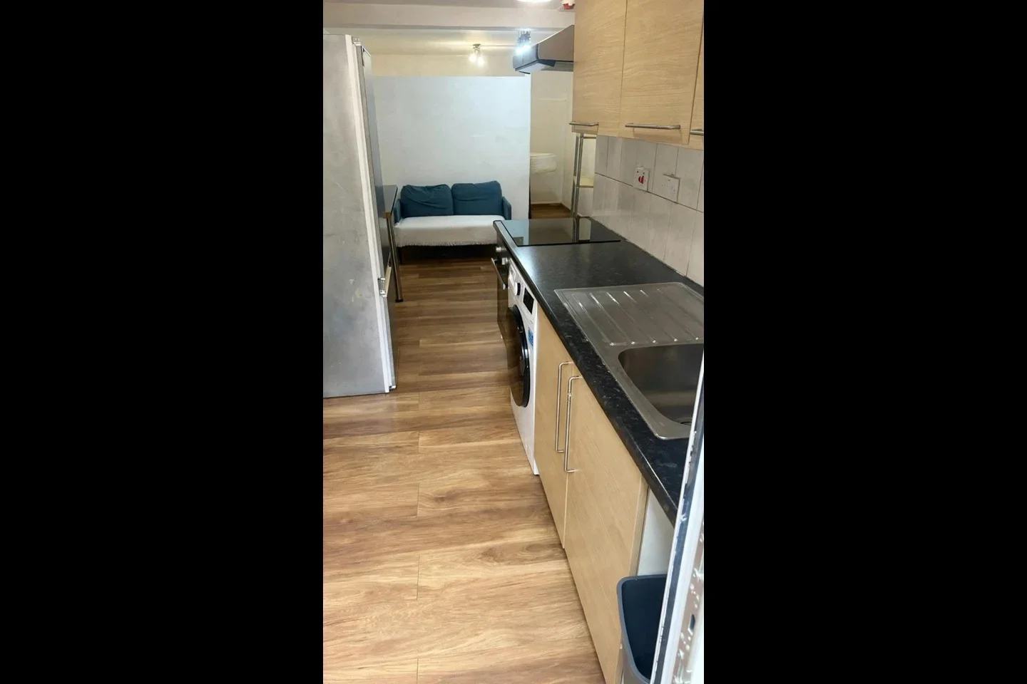 Flat Mitcham Road in Greater London