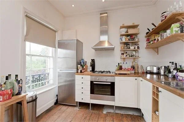 Flat Milner Square in Greater London