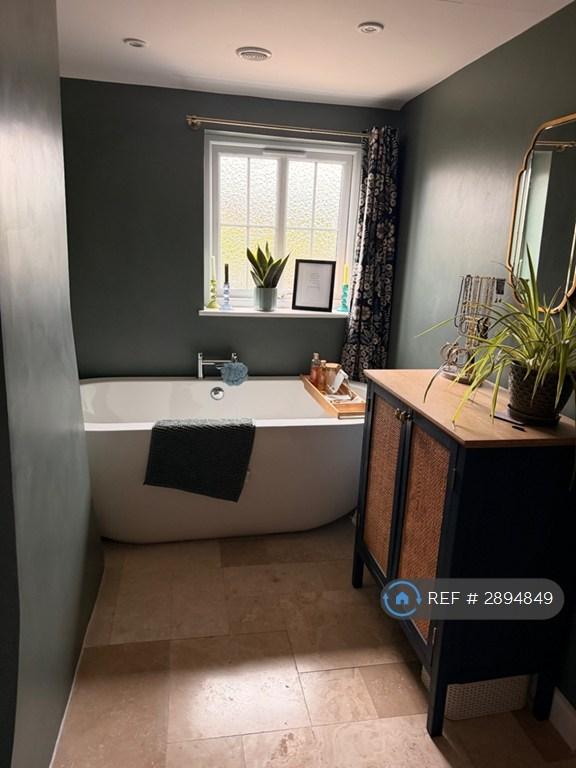 Room Top Street in Great Somerford