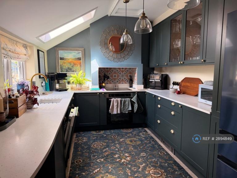 Room Top Street in Great Somerford
