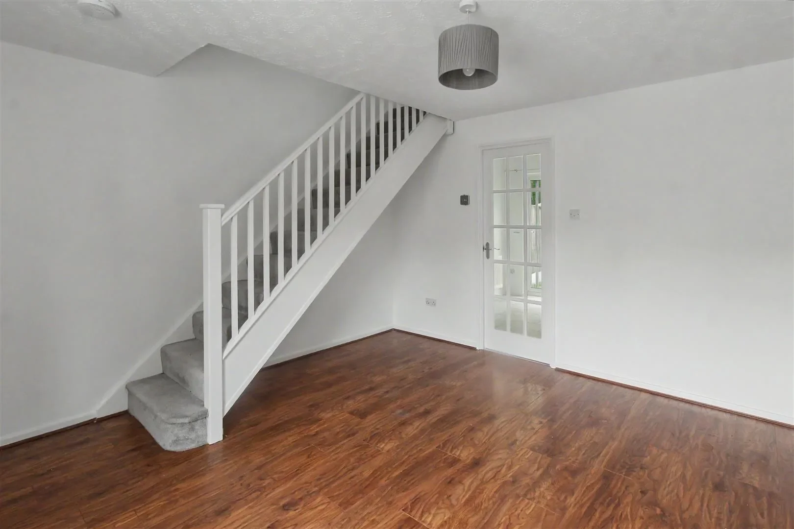 Flat Silver Birch Close in Nottingham