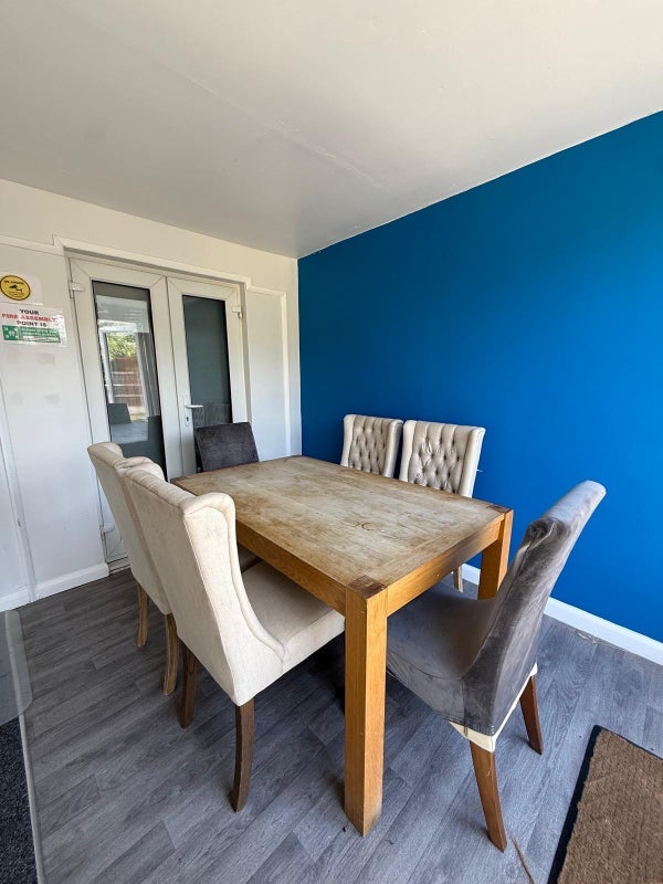 Room Woodford New Road in Greater London