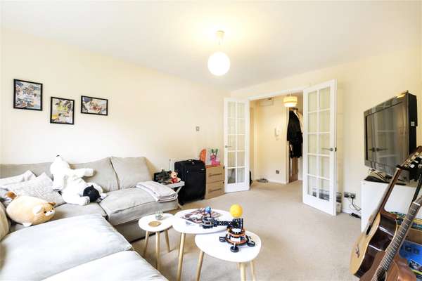House Moriatry Close in Greater London