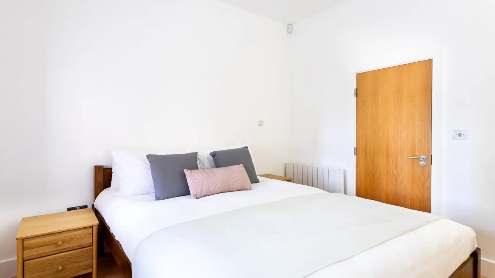 Flat Chadwell Street in Greater London
