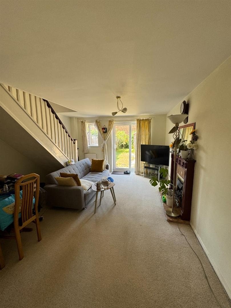House Cornfield Close in Bradley Stoke