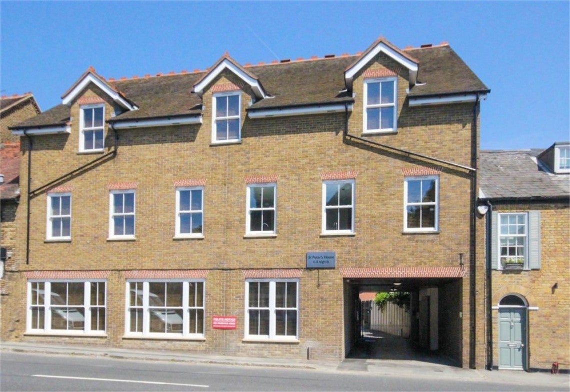 Flat Thorney Lane North in Wexham and Ivers Community Board