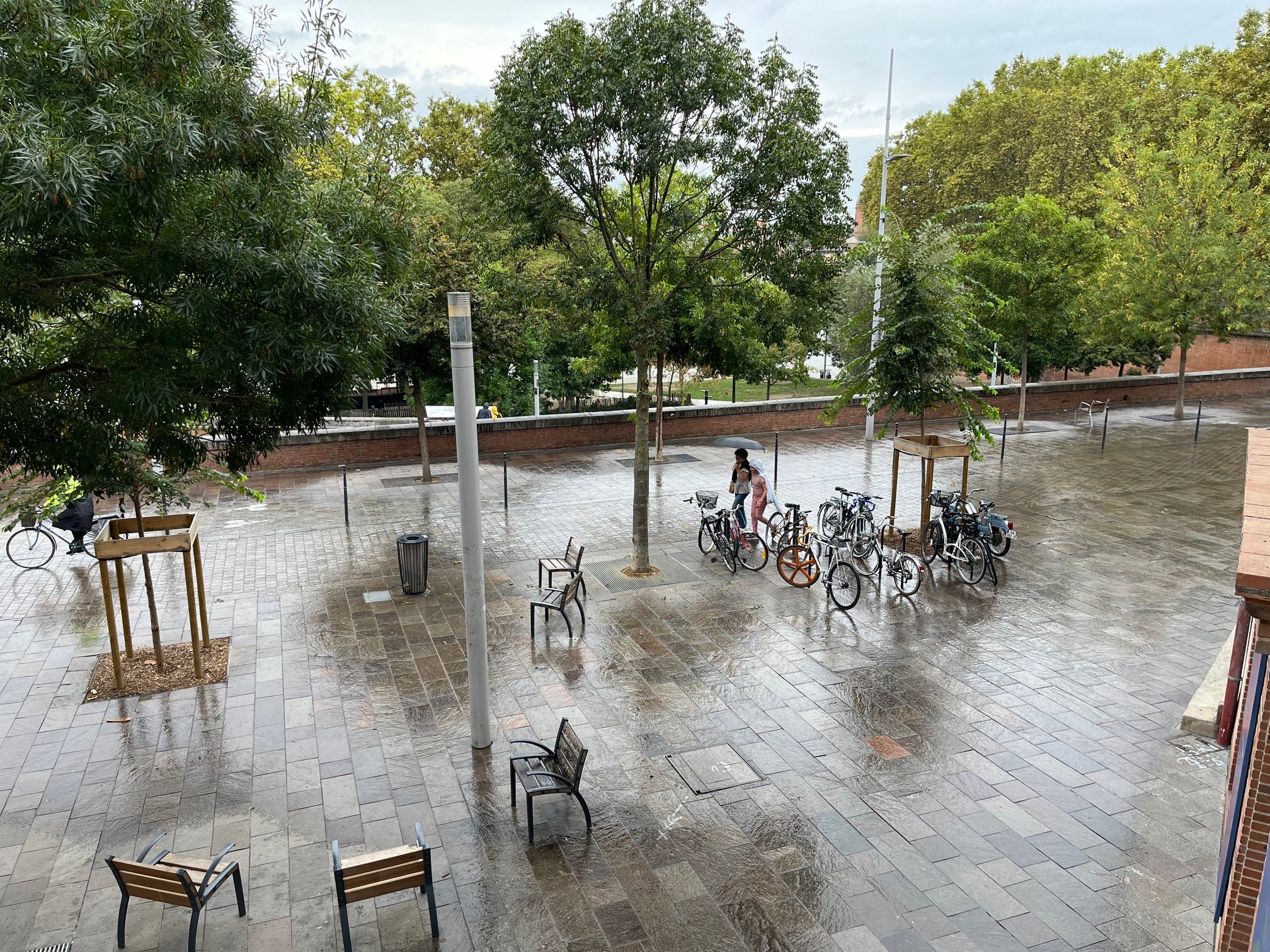 Flat Place de la Daurade in Toulouse