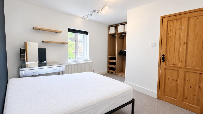 Room Frogmore in Greater London