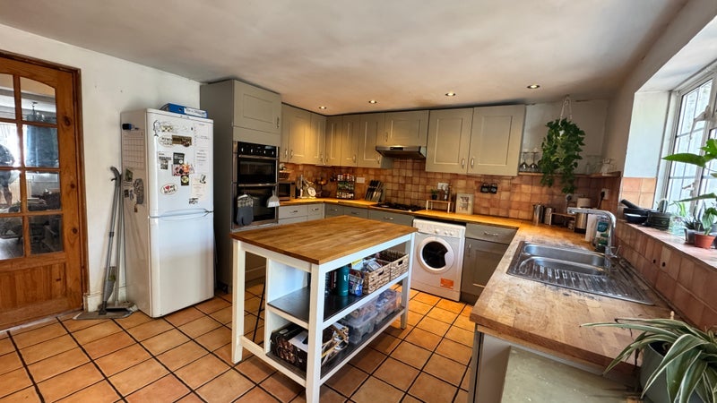 Room Frogmore in Greater London
