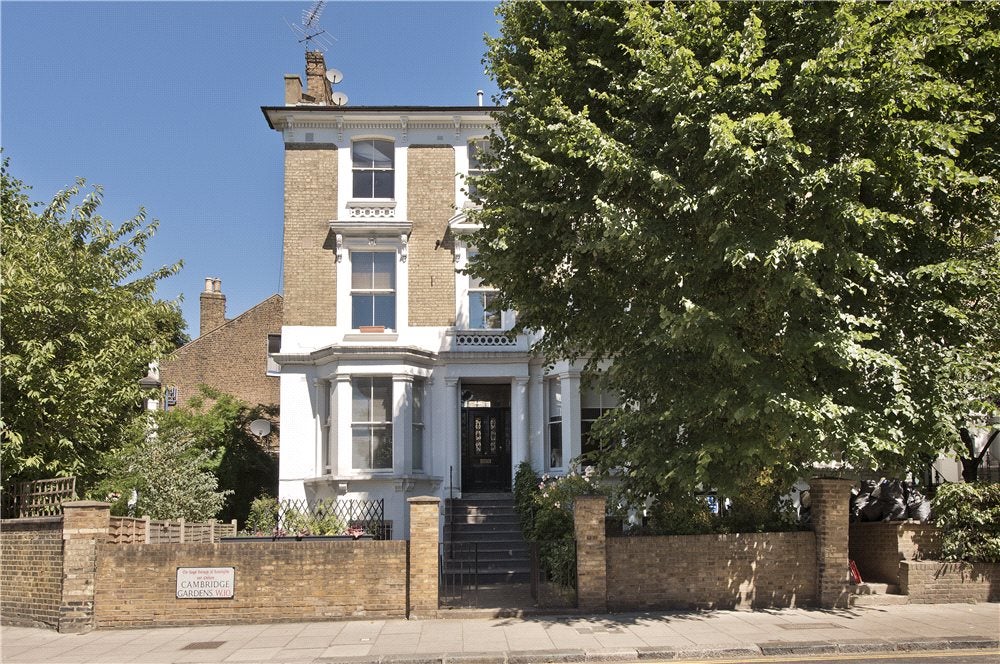 House Cambridge Gardens in Greater London