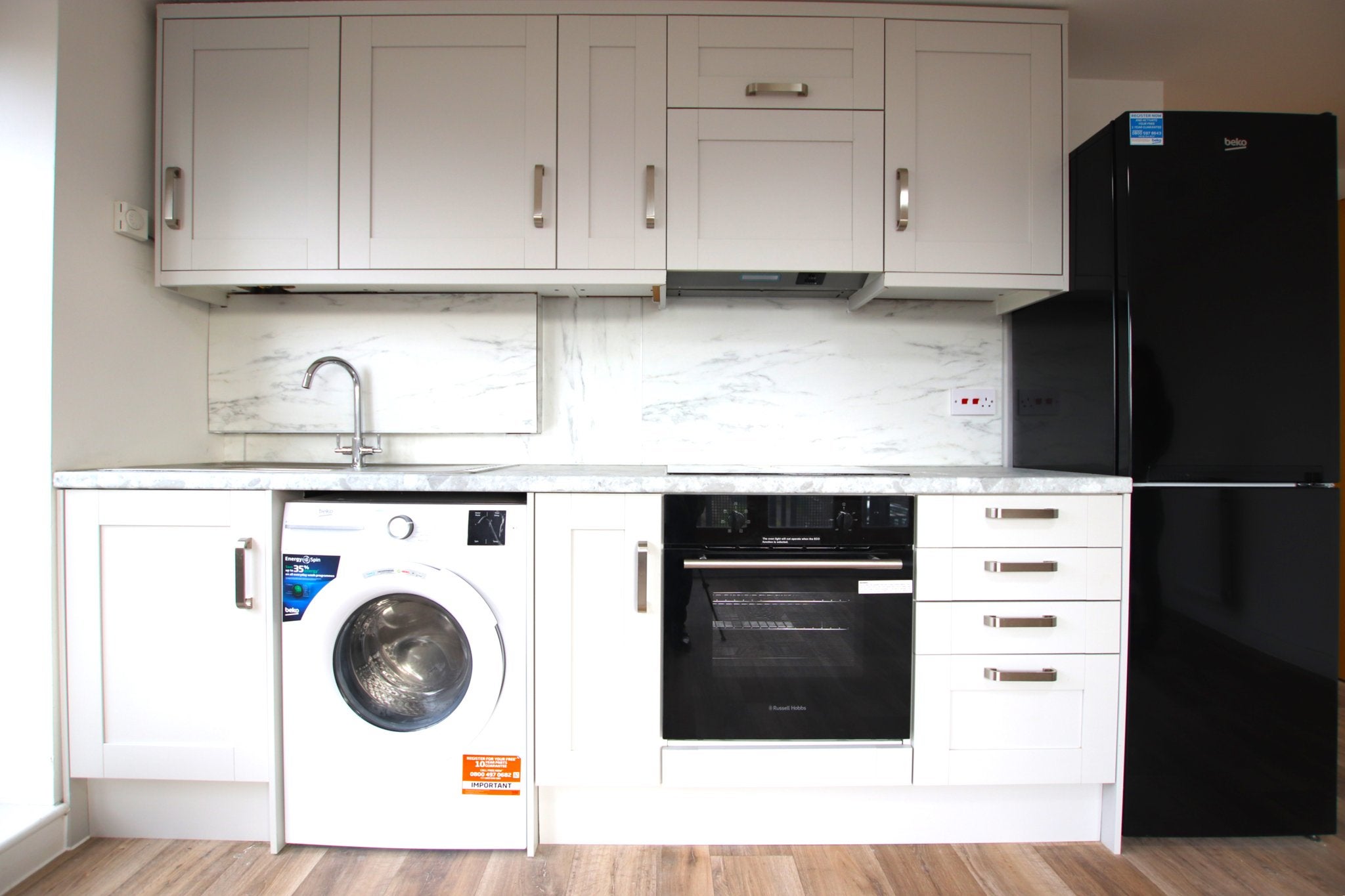 Flat Goodman Crescent in Greater London