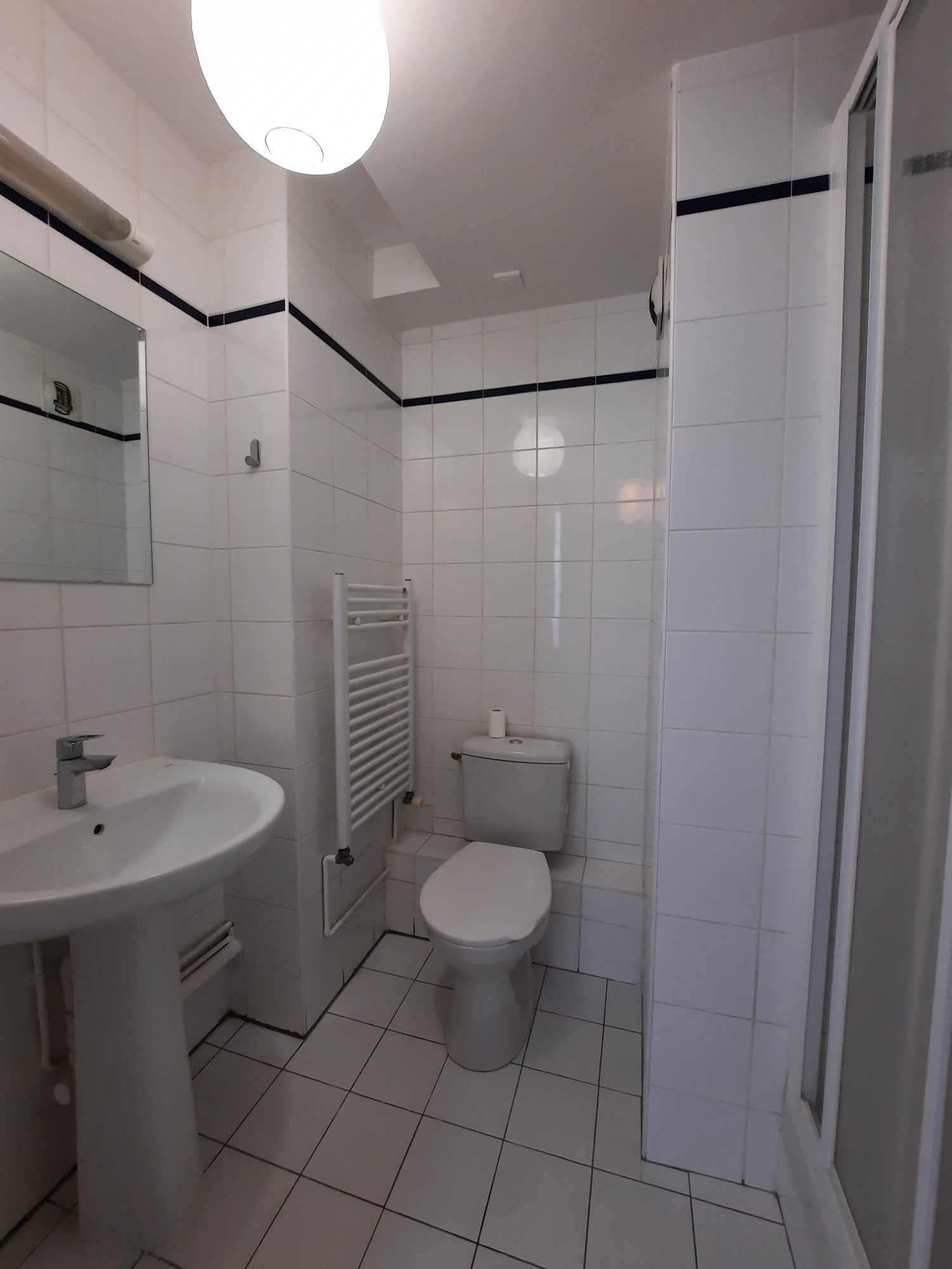 Room Rue Richard Lenoir in Paris