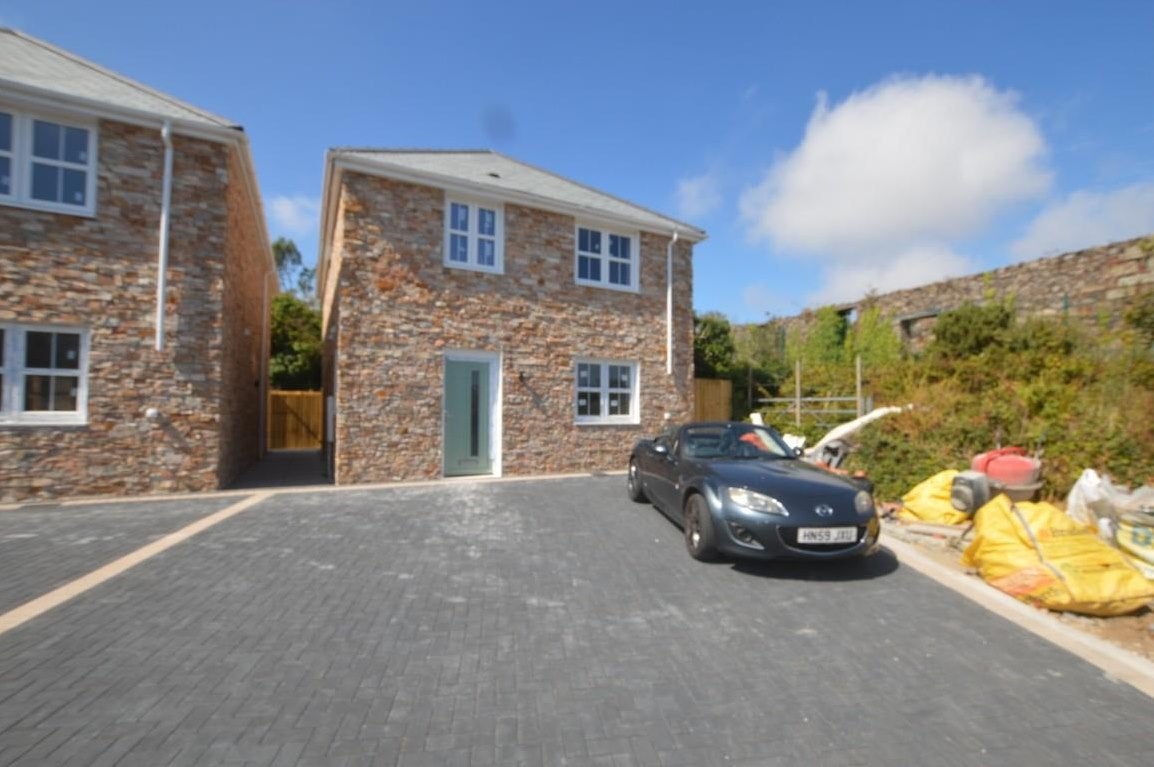 House Crofty Close in Redruth