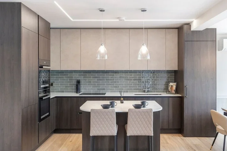 Flat The Ridgeway in Greater London